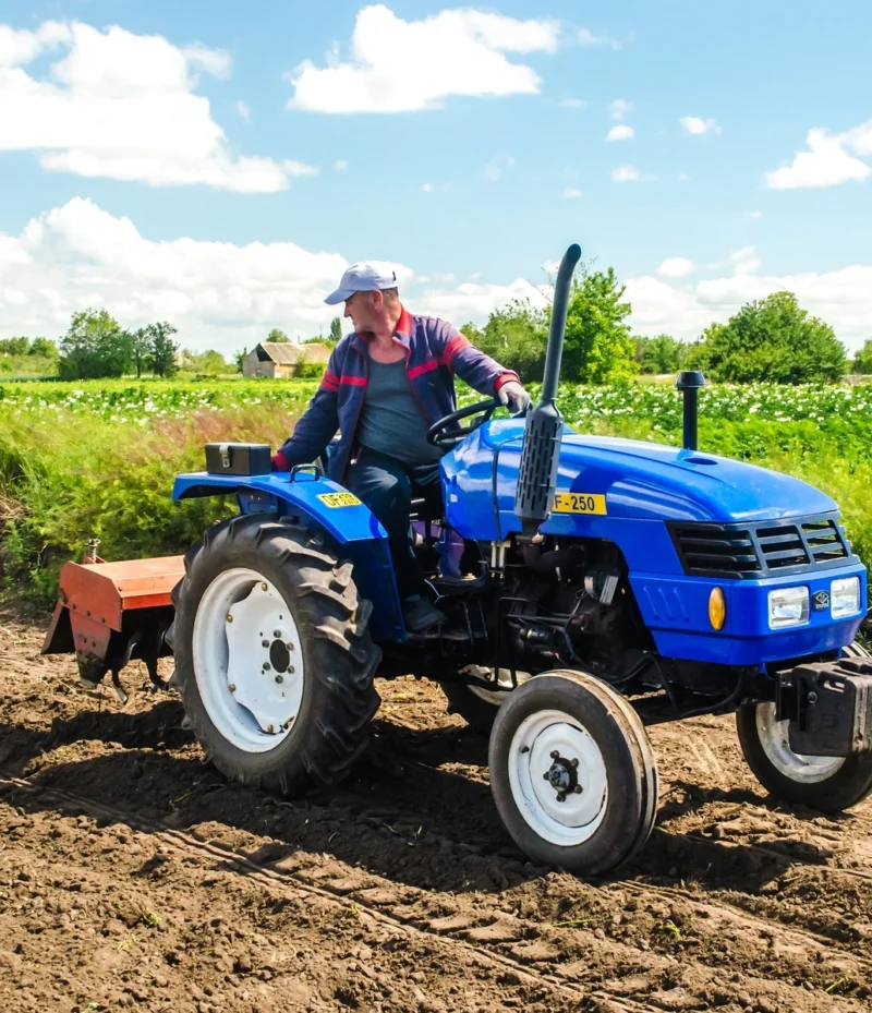 kherson-oblast-ukraine-may-28-2020-a-farmer-w-2025-03-18-17-38-09-utc-ezgif.com-jpg-to-webp-converter